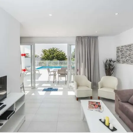 Villa Villas Calan Bosch