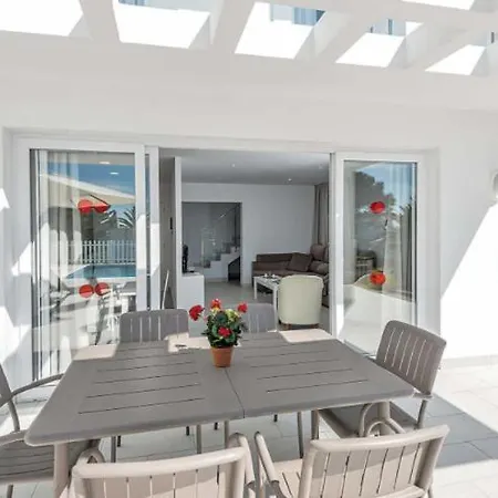 Villa Villas Calan Bosch *